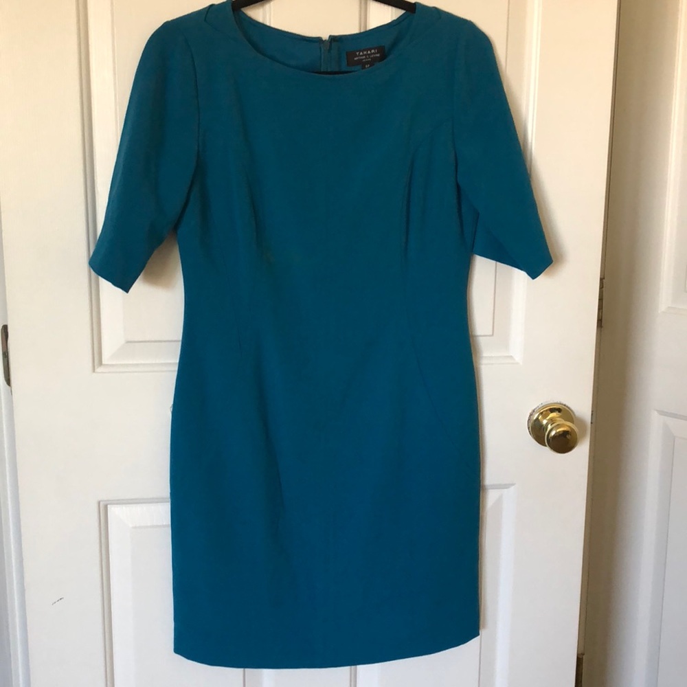 Tahari 6P dress